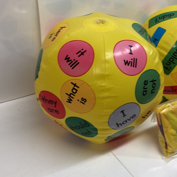 3 Catch-a-Contraction Beach Balls - Picture 3 of 7